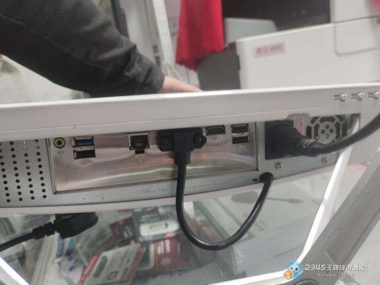 这个 200 块钱的 一体机,颠覆了我的三观