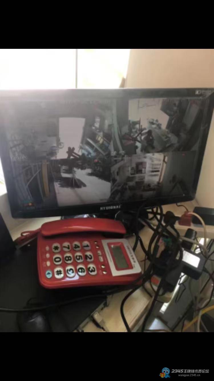 正午时分,镇上电器店安装4路监控